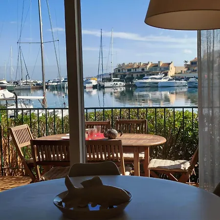 Marcogcani - Golfe De St-tropez - Vue Imprenable Et Acces Direct Au Port Apartman *
