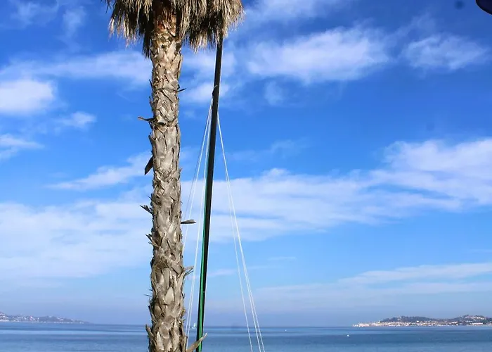 Marcogcani - Golfe De St-tropez - Vue Imprenable Et Acces Direct Au Port Apartman Cogolin