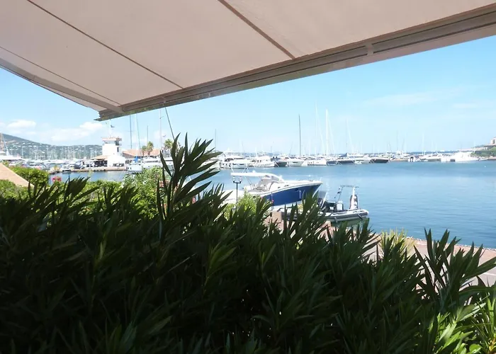 Marcogcani - Golfe De St-tropez - Vue Imprenable Et Acces Direct Au Port Apartamento Cogolin